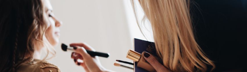 Como ser Maquilhadora Profissional: Guia Completo